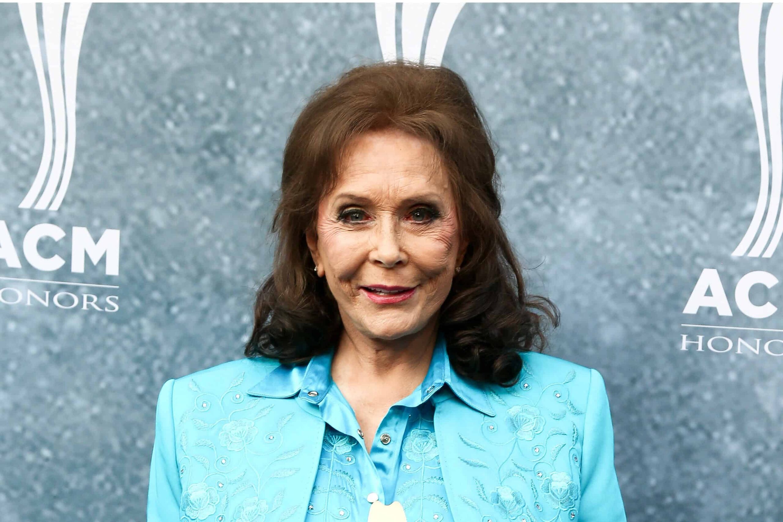 Loretta Lynn Net Worth (2023)